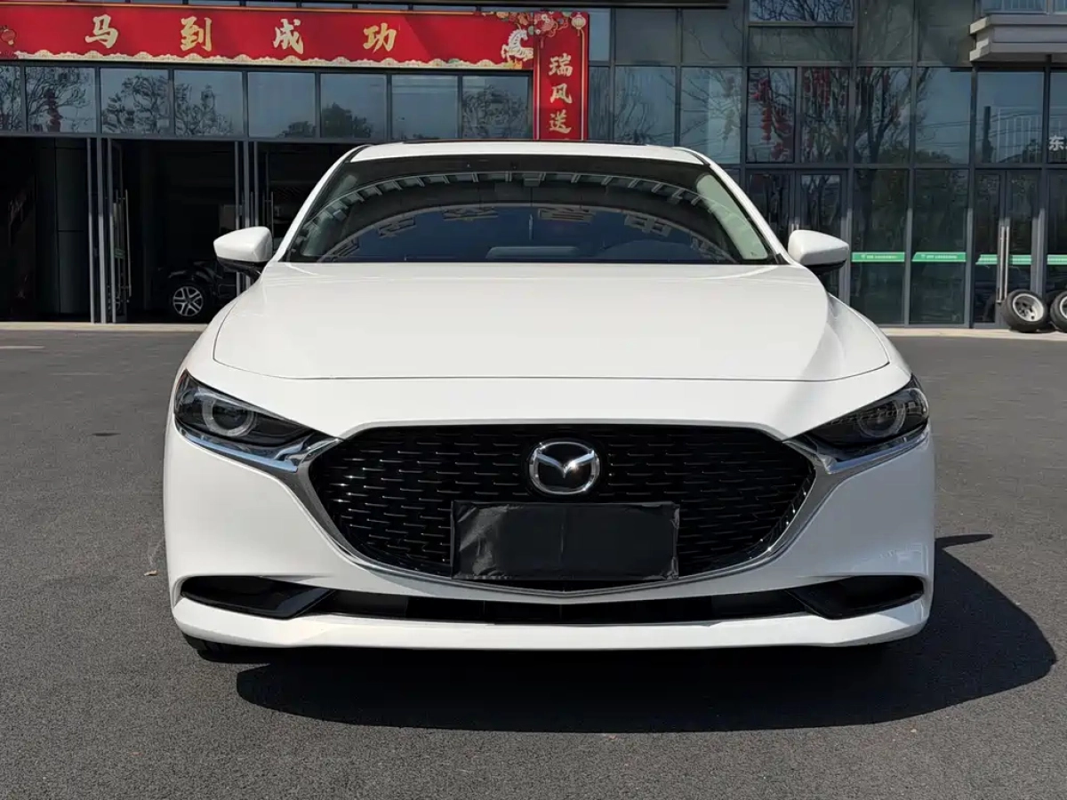 MAZDA 3 AXELA