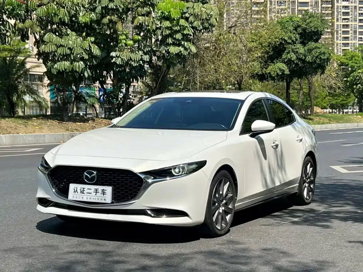 MAZDA 3 AXELA
