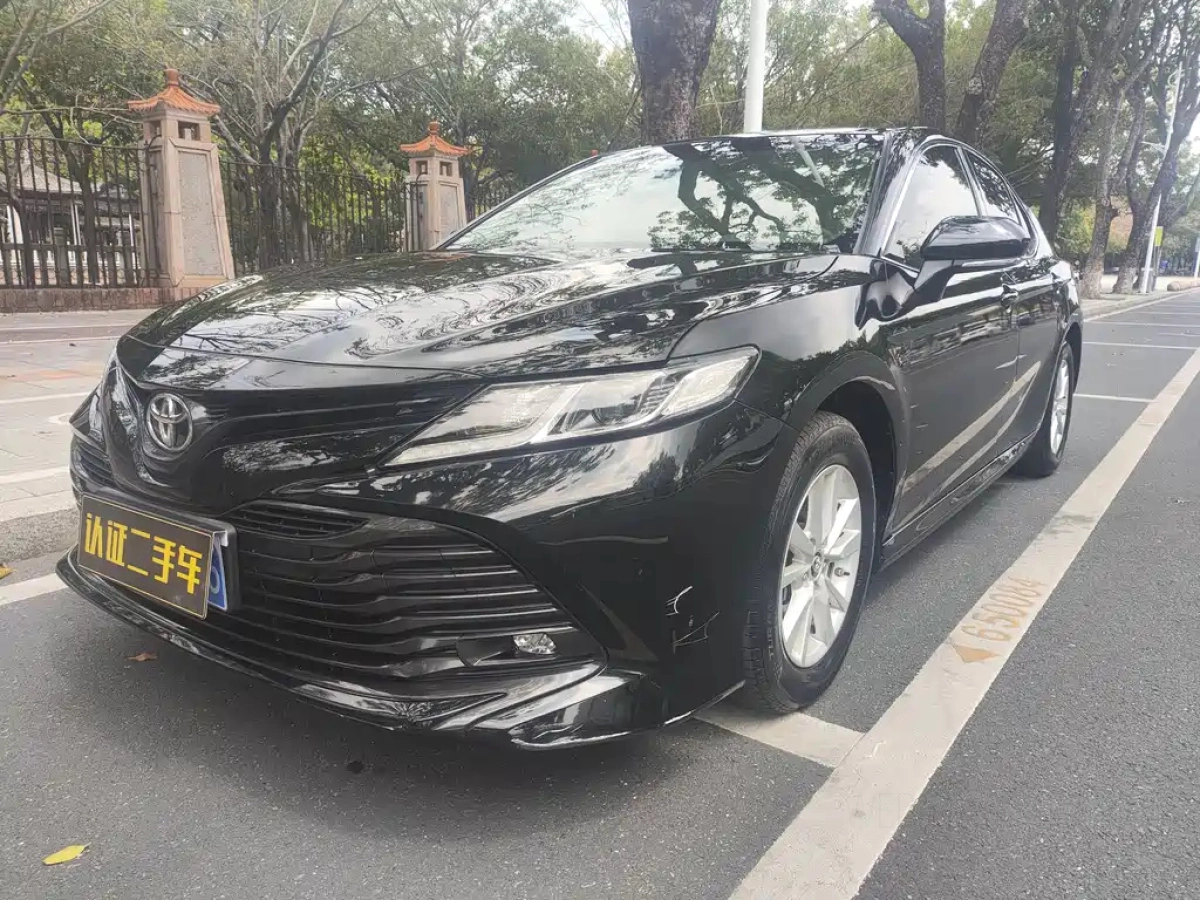 TOYOTA CAMRY  2019