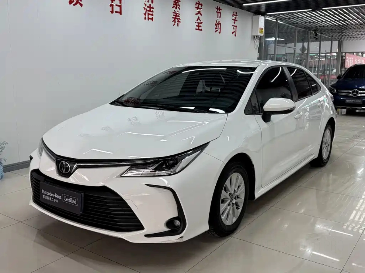 TOYOTA COROLLA  2023