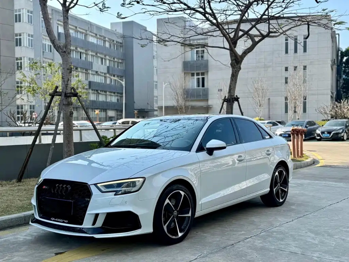 AUDI A3  2019