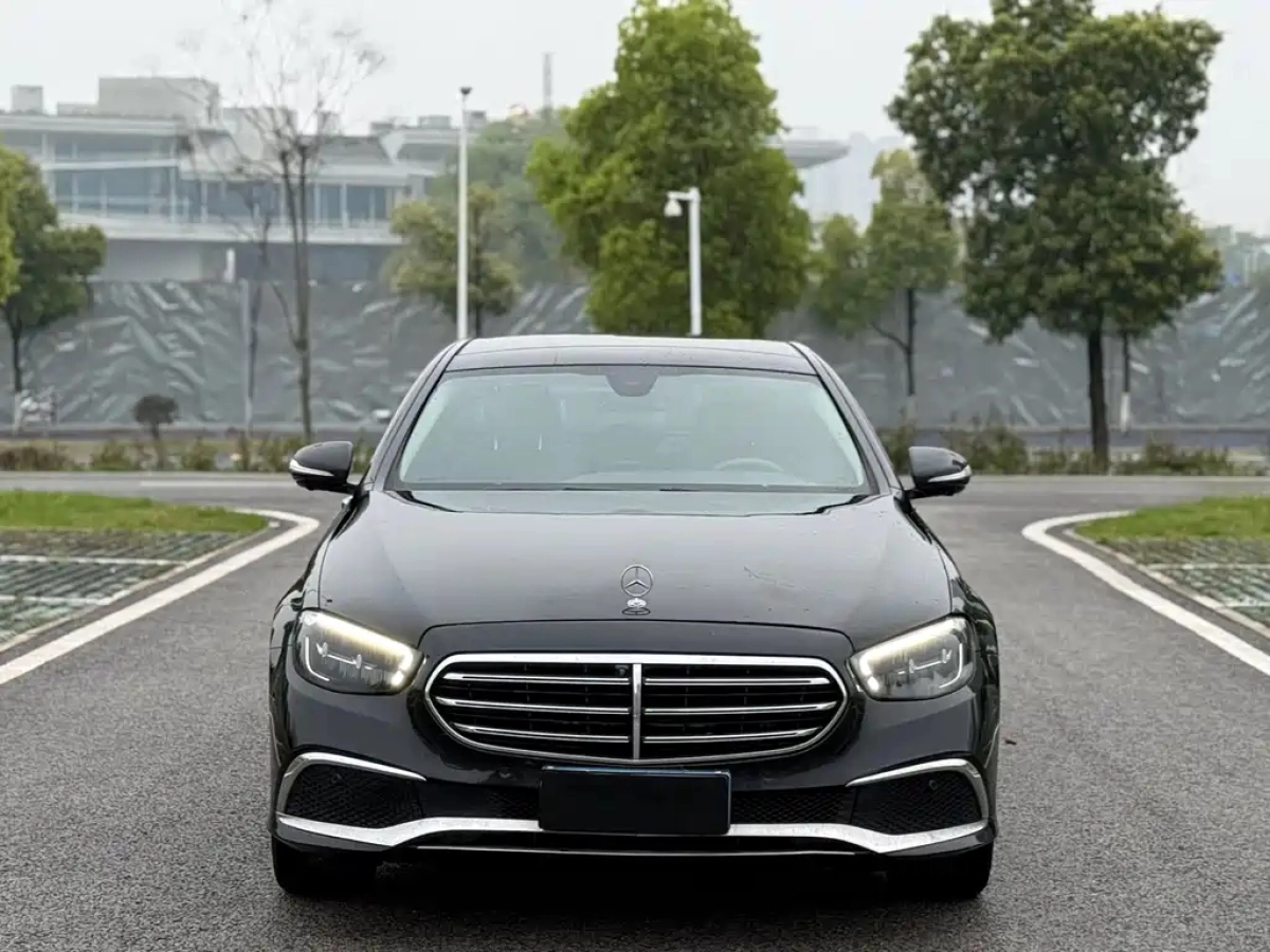 MERCEDES-BENZ E-CLASS  2021