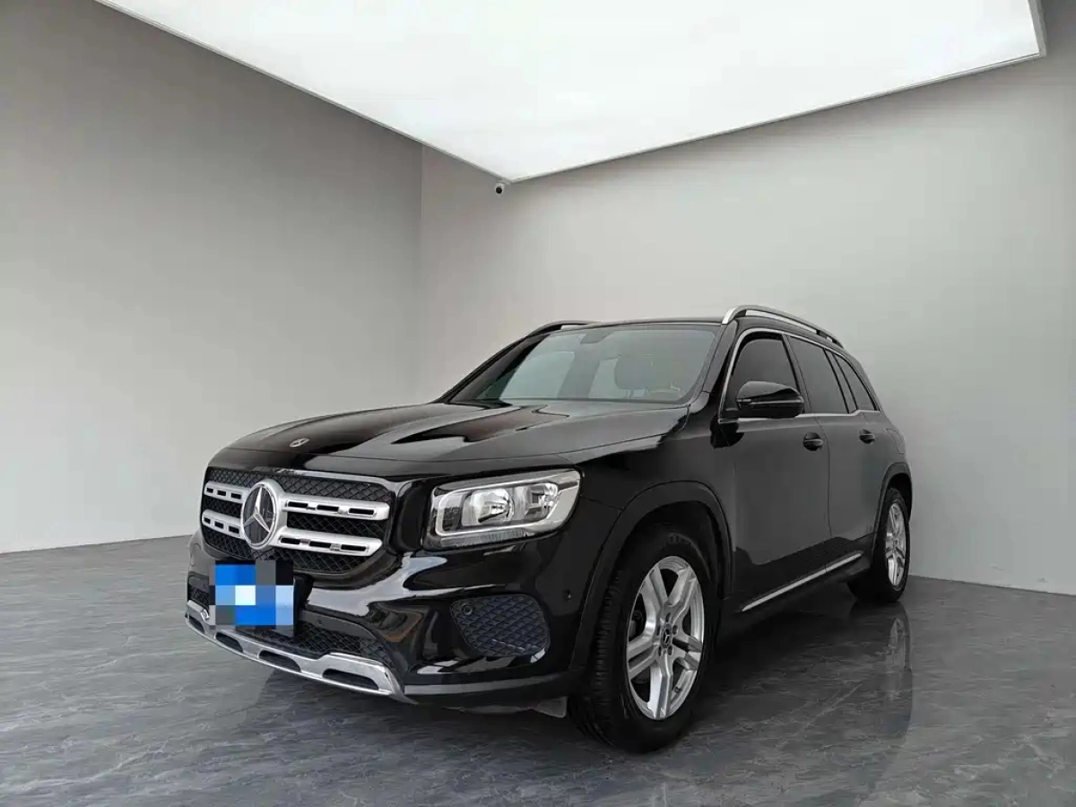 MERCEDES-BENZ GLB  2021