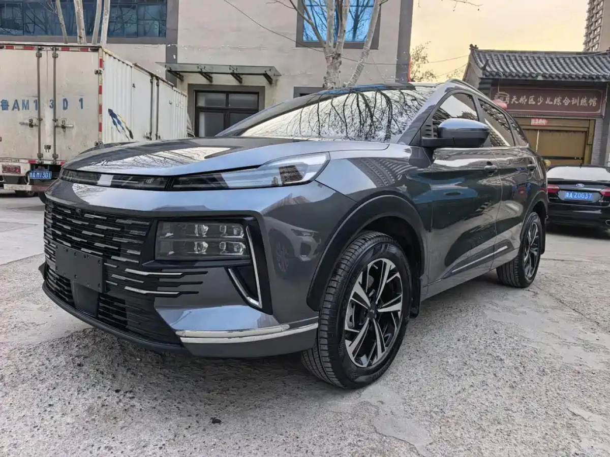 JAC MOTORS QX PHEV  2025
