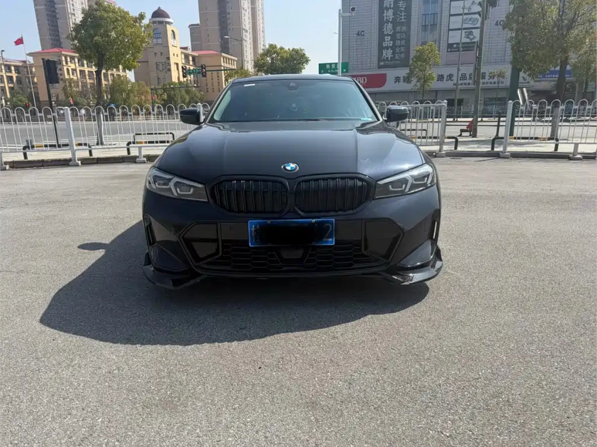 BMW 3 SERIES