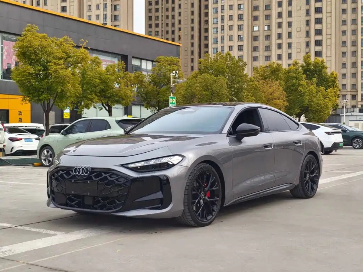 AUDI A5L SPORTBACK  2025