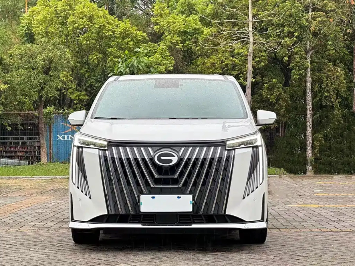 GAC TRUMPCHI TRUMPCHI M8