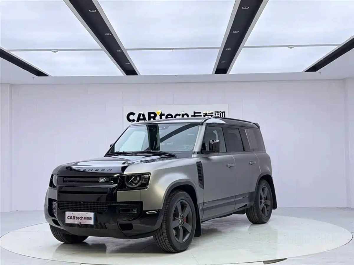 LAND ROVER DEFENDER  2024