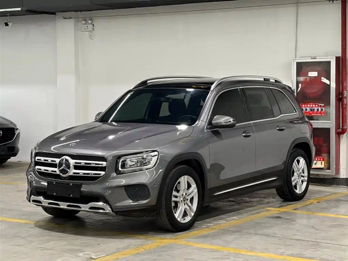 MERCEDES-BENZ GLB  2021
