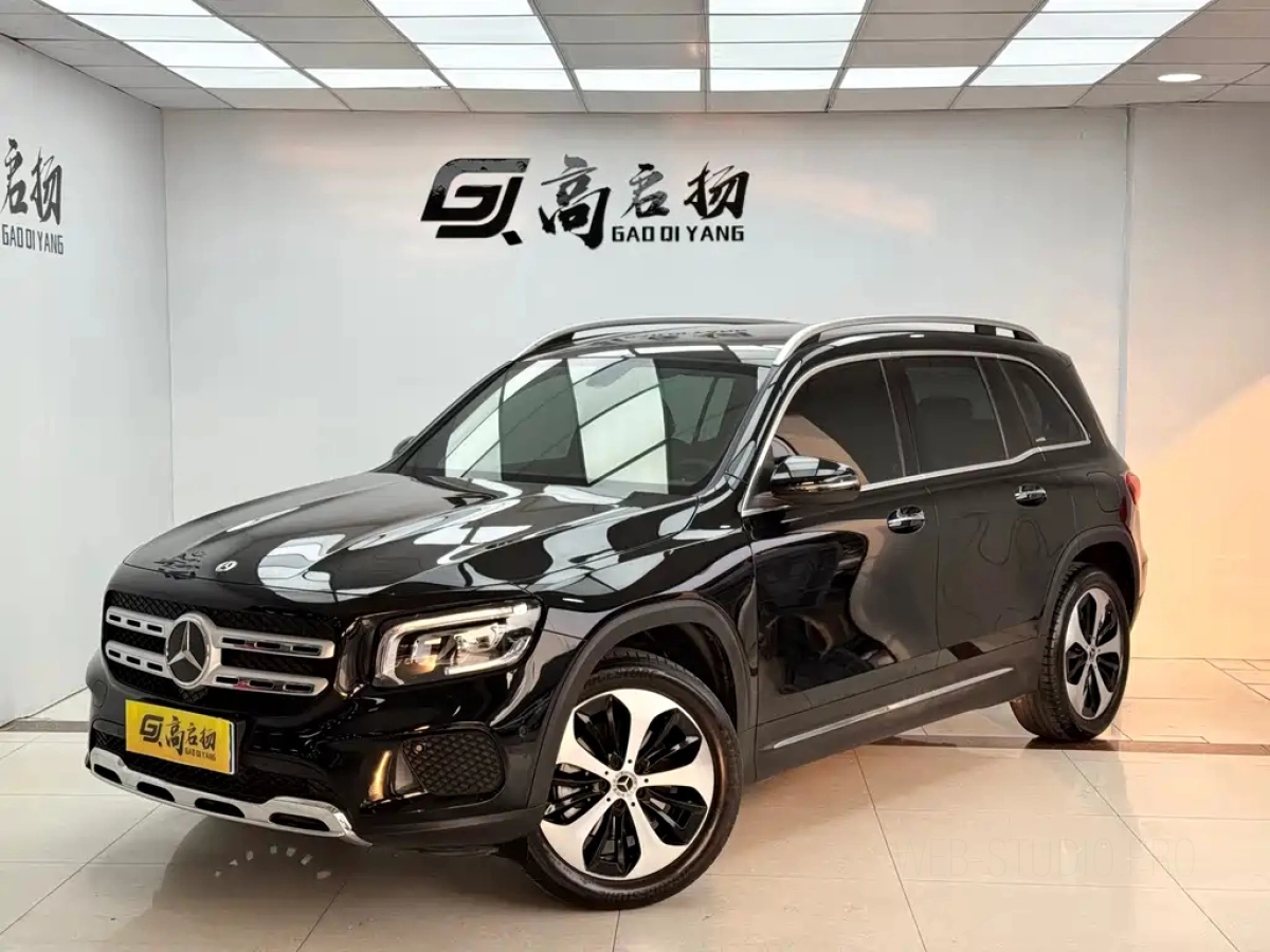 MERCEDES-BENZ GLB  2023