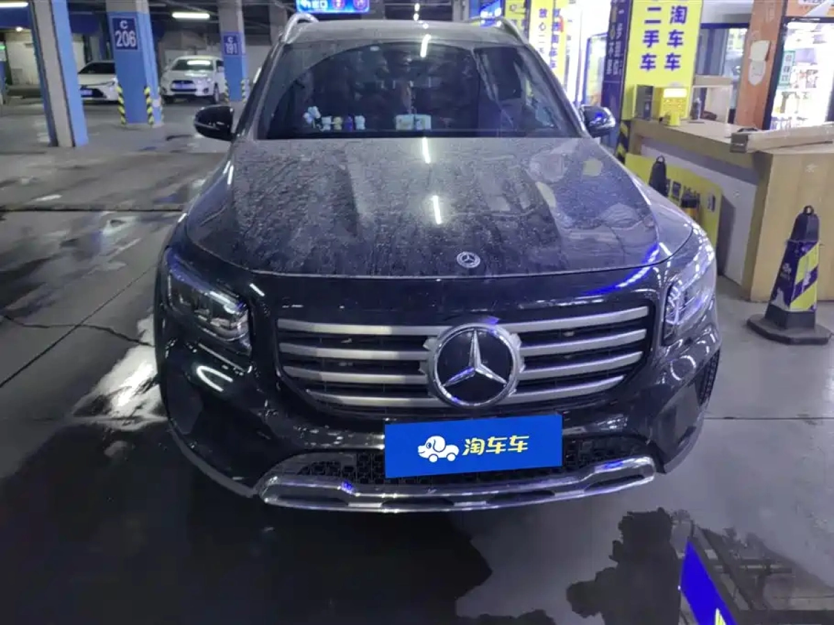 MERCEDES-BENZ GLB  2024