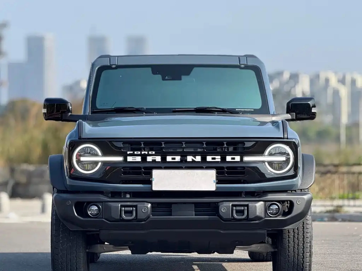 FORD BRONCO