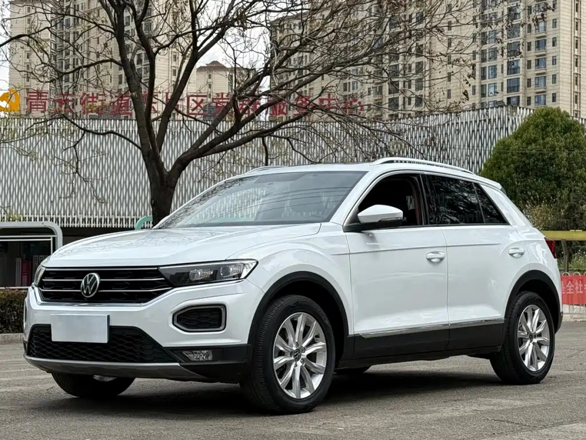 VOLKSWAGEN T-ROC  2023