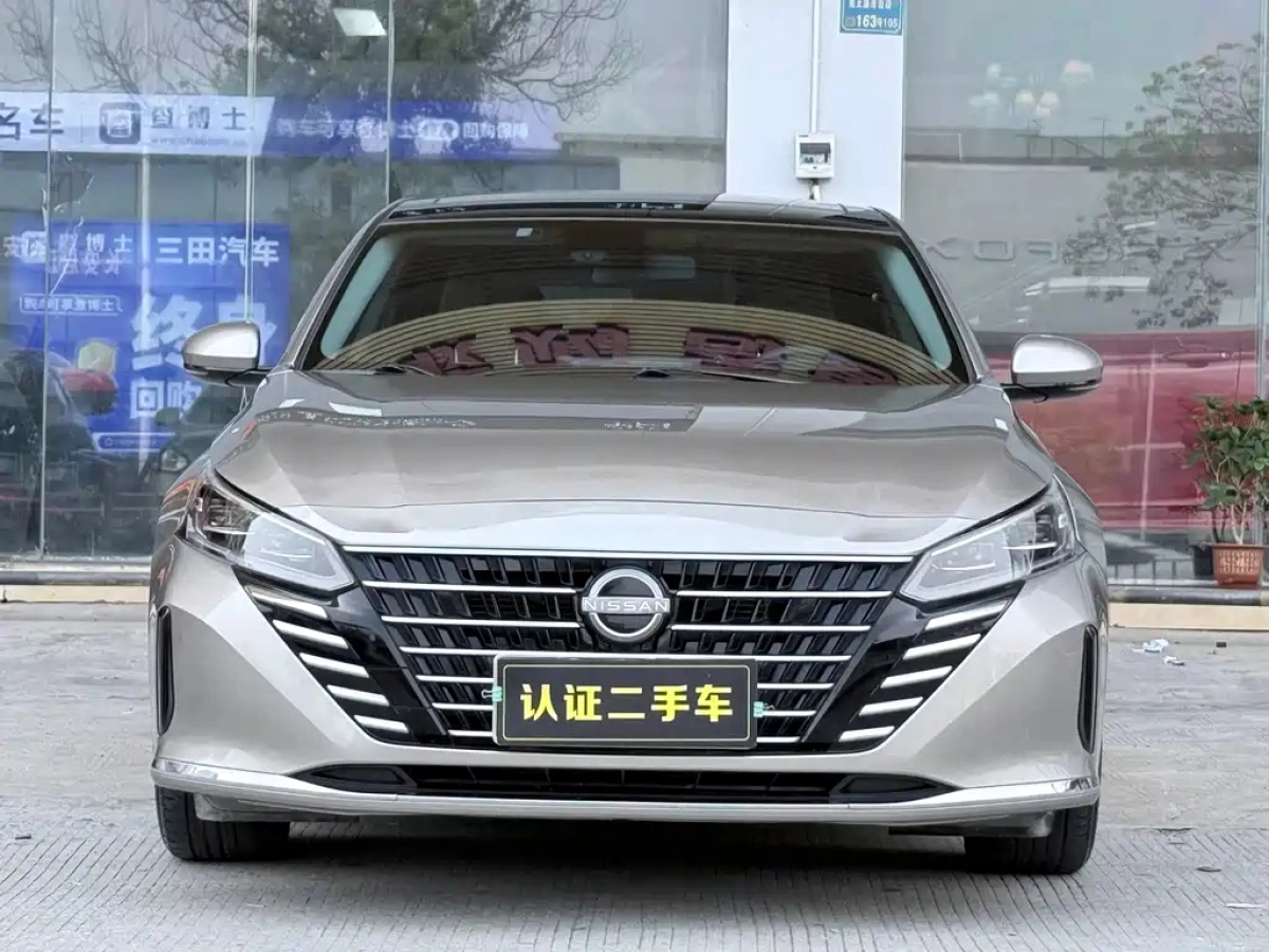 NISSAN TEANA