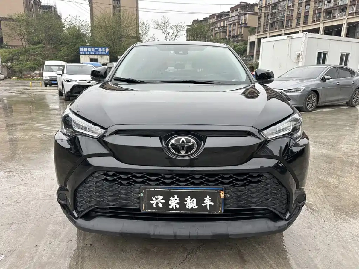 TOYOTA COROLLA CROSS