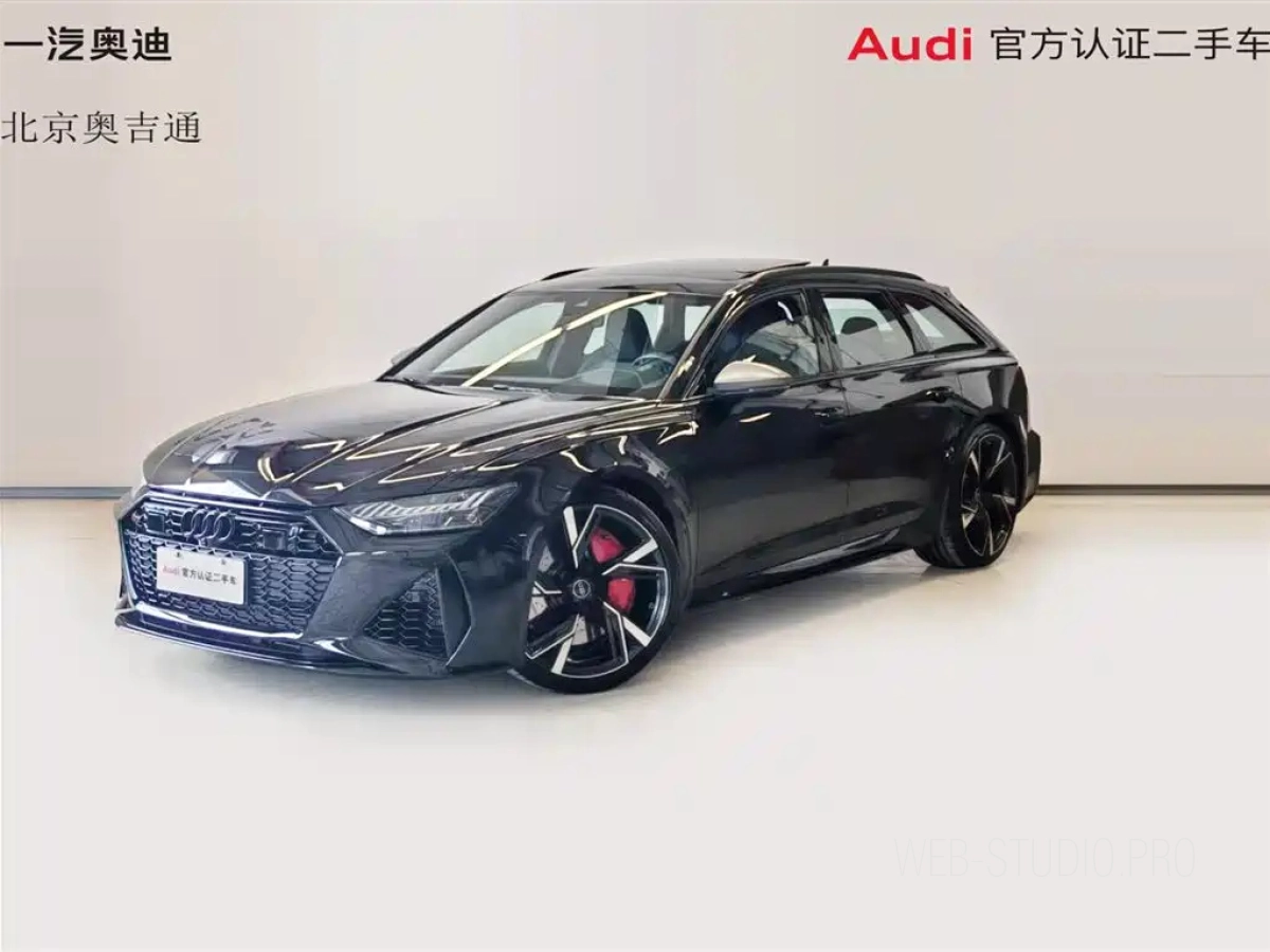 AUDI RS 6  2025