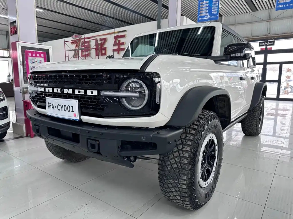 FORD BRONCO  2025