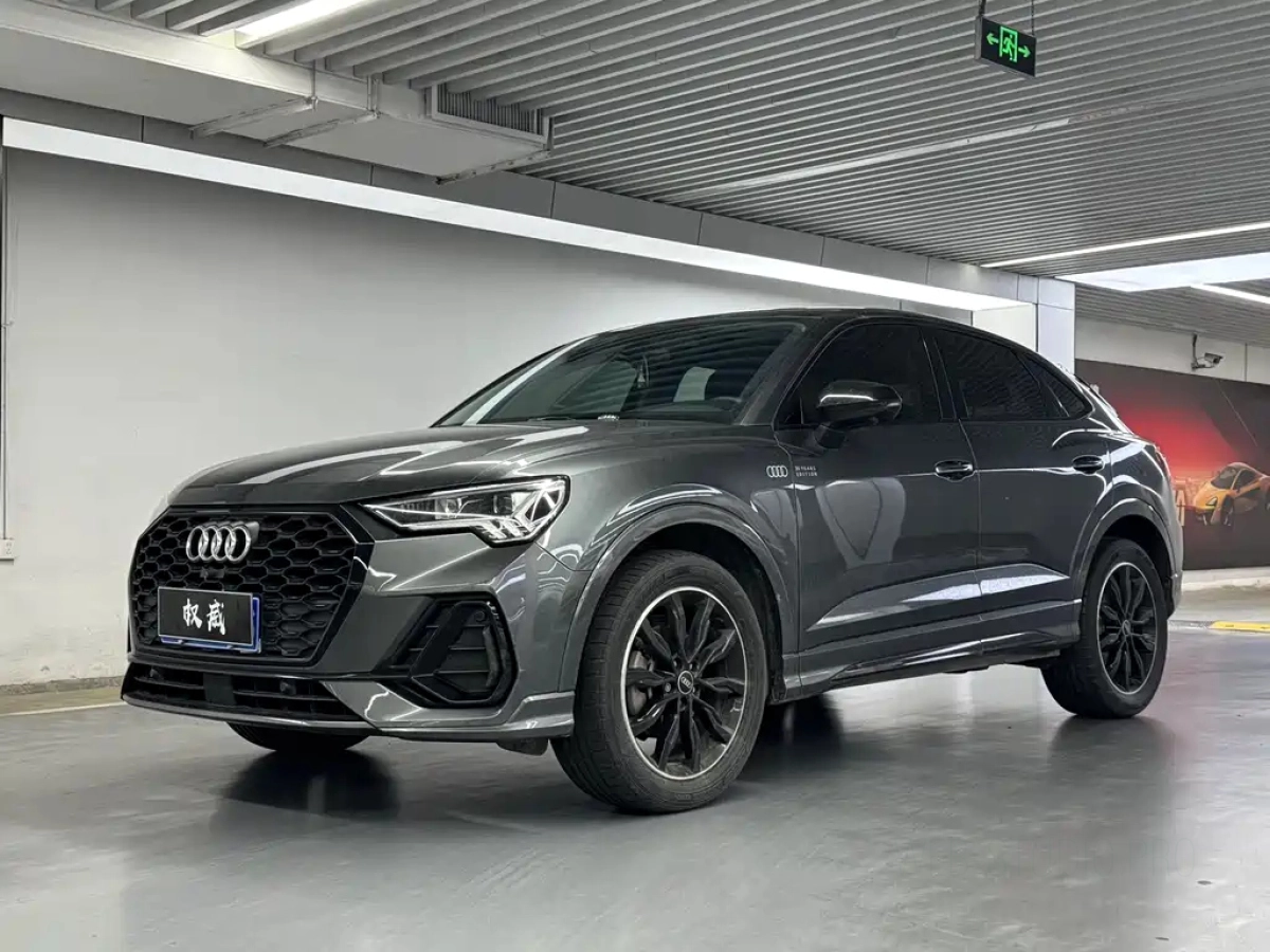 AUDI Q3 SPORTBACK  2021