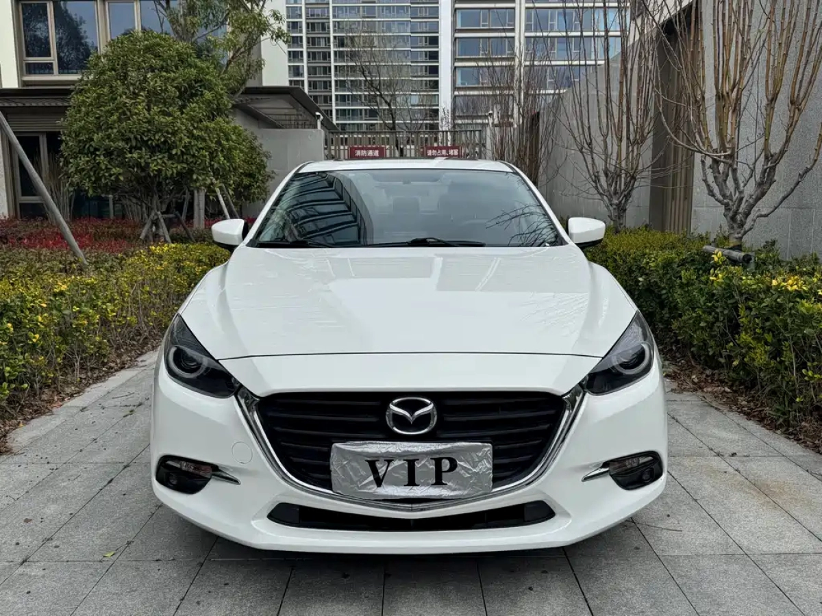 MAZDA 3 AXELA