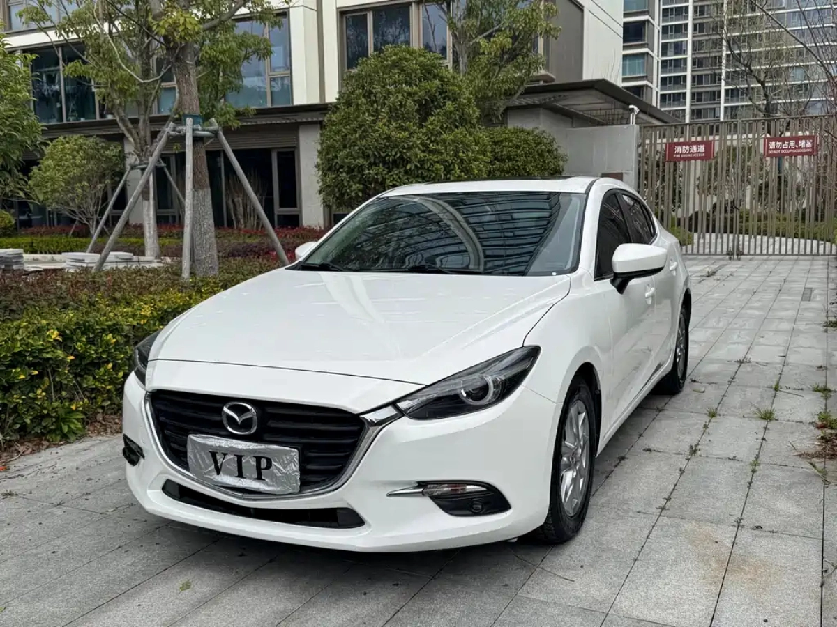 MAZDA 3 AXELA