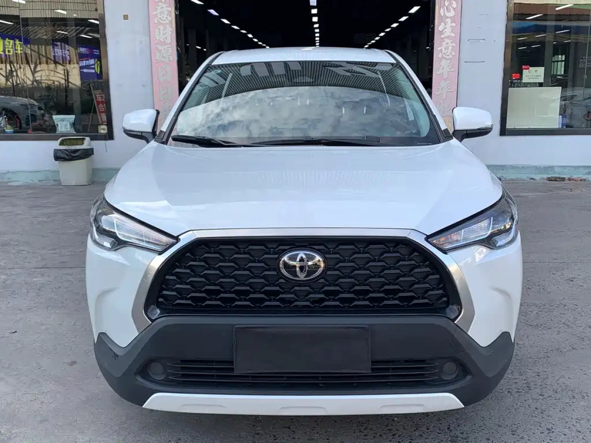 TOYOTA COROLLA CROSS