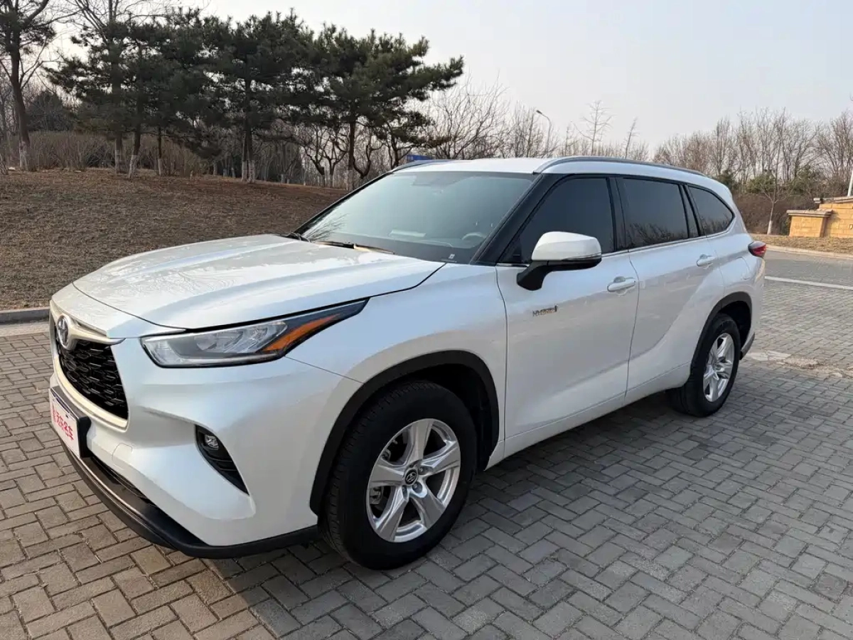 TOYOTA HIGHLANDER  2024