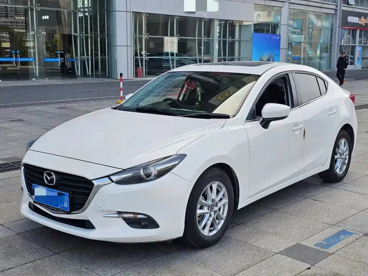 MAZDA 3 AXELA