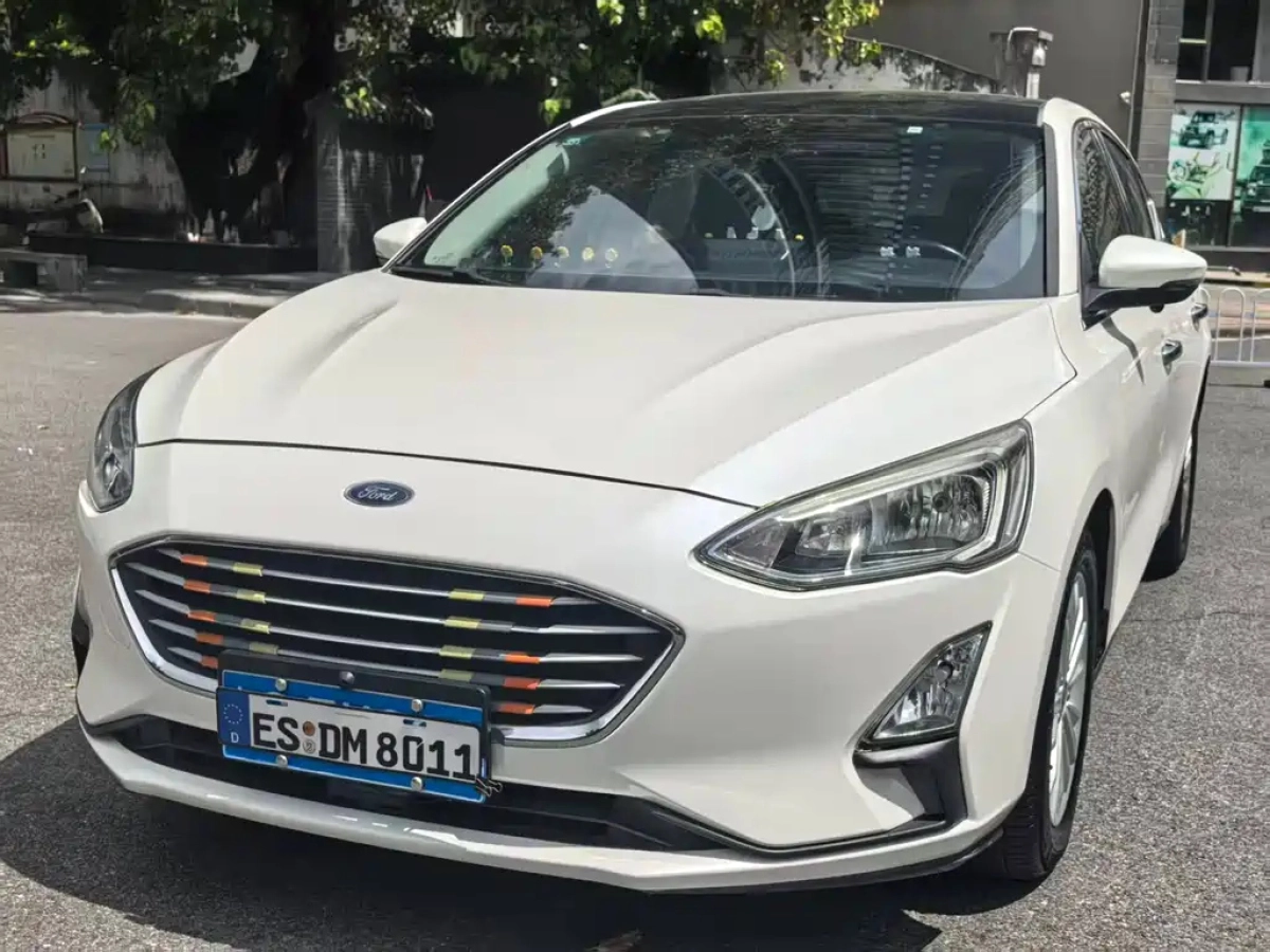 FORD FOCUS  2019