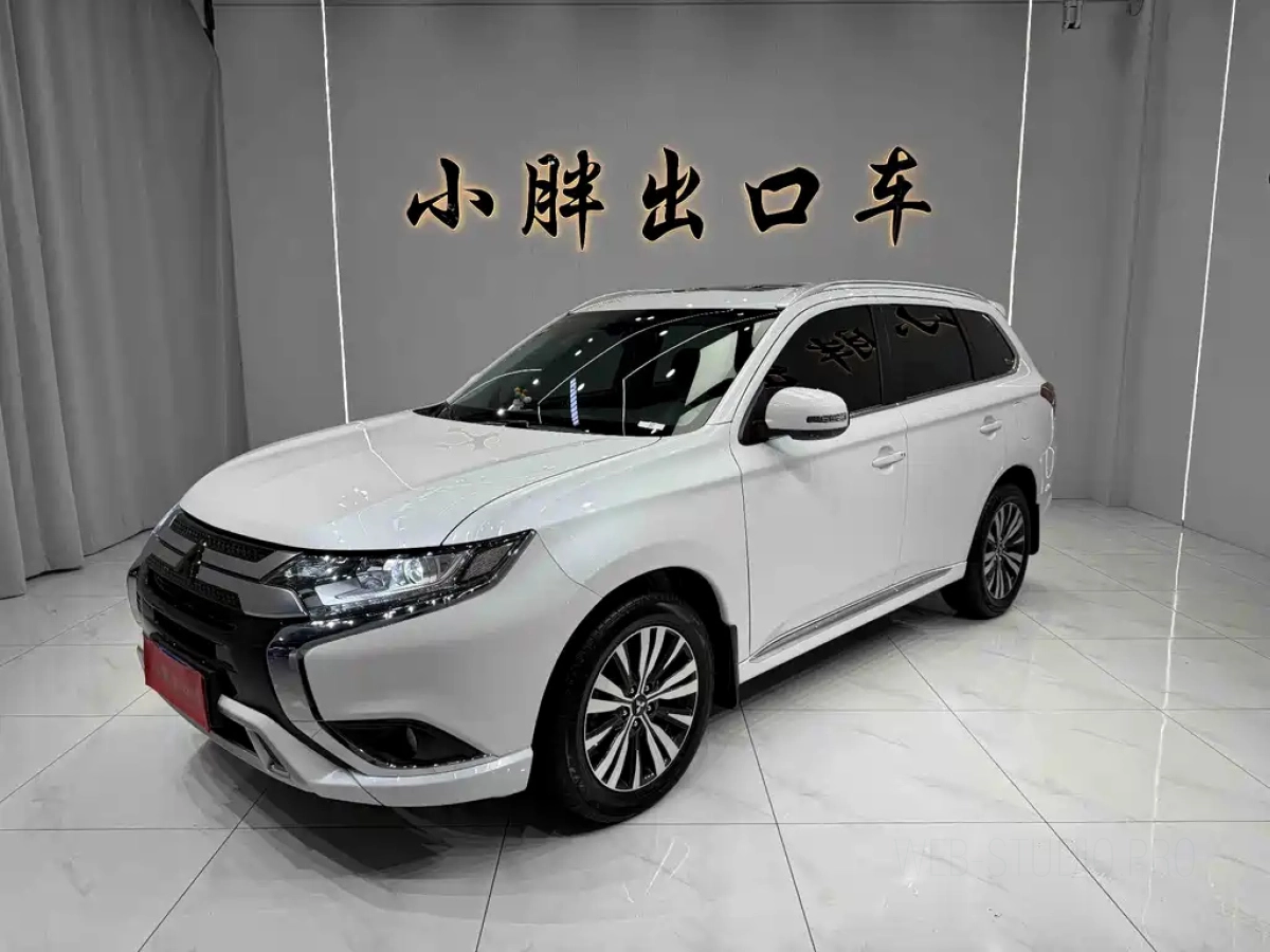 MITSUBISHI OUTLANDER  2022