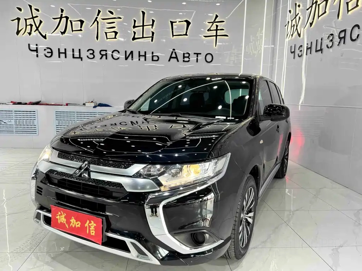 MITSUBISHI OUTLANDER  2022