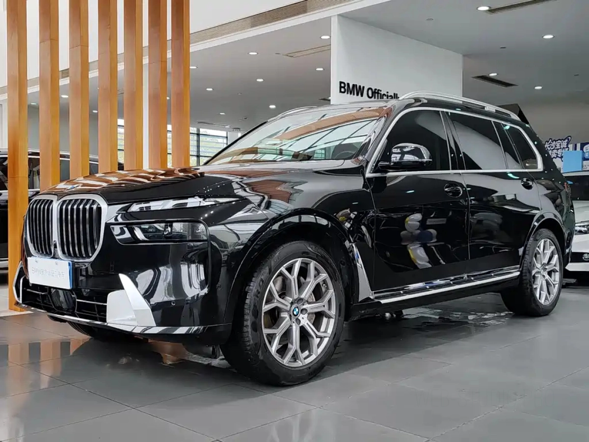 BMW X7  2023