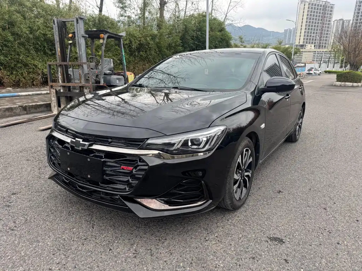 CHEVROLET CRUZE