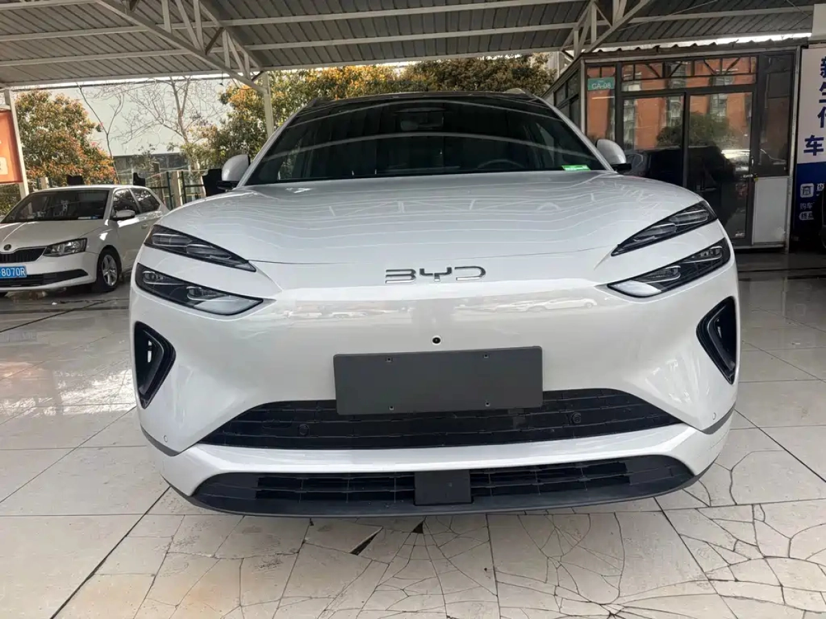 BYD SEALION 06 NEW ENERGY