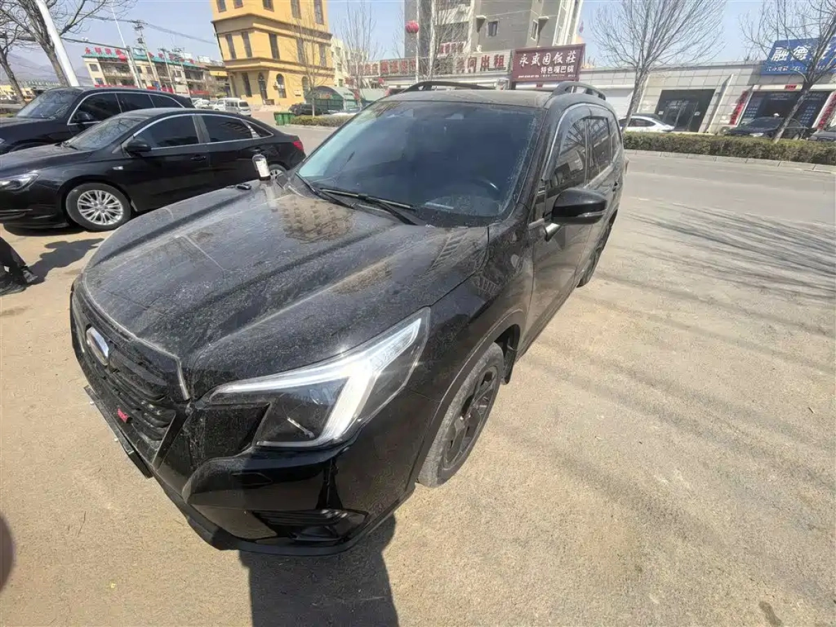 SUBARU FORESTER  2024