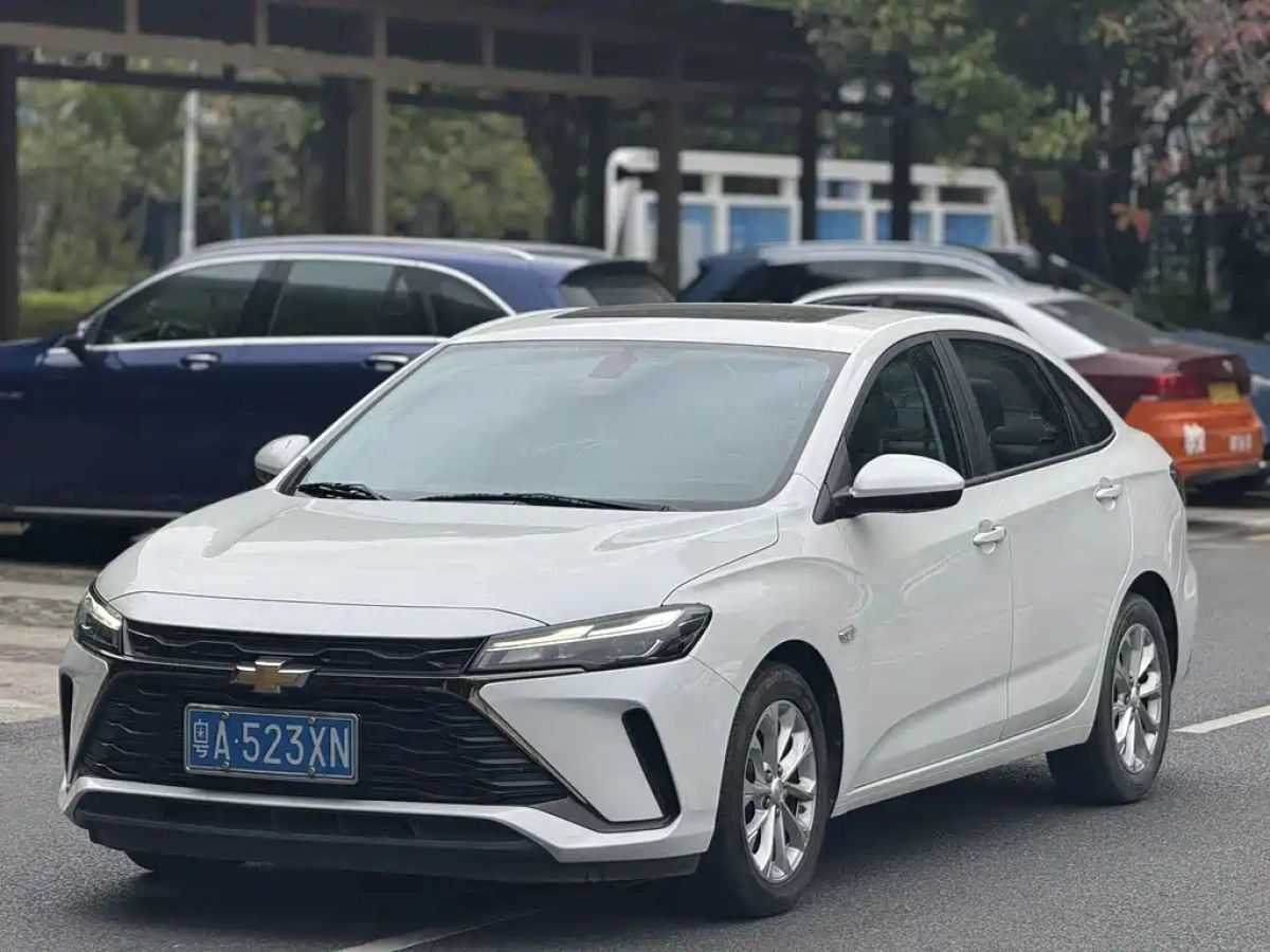 CHEVROLET CRUZE  2023