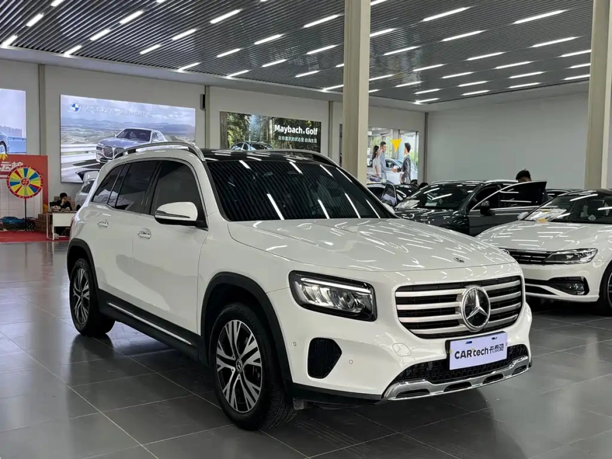 MERCEDES-BENZ GLB