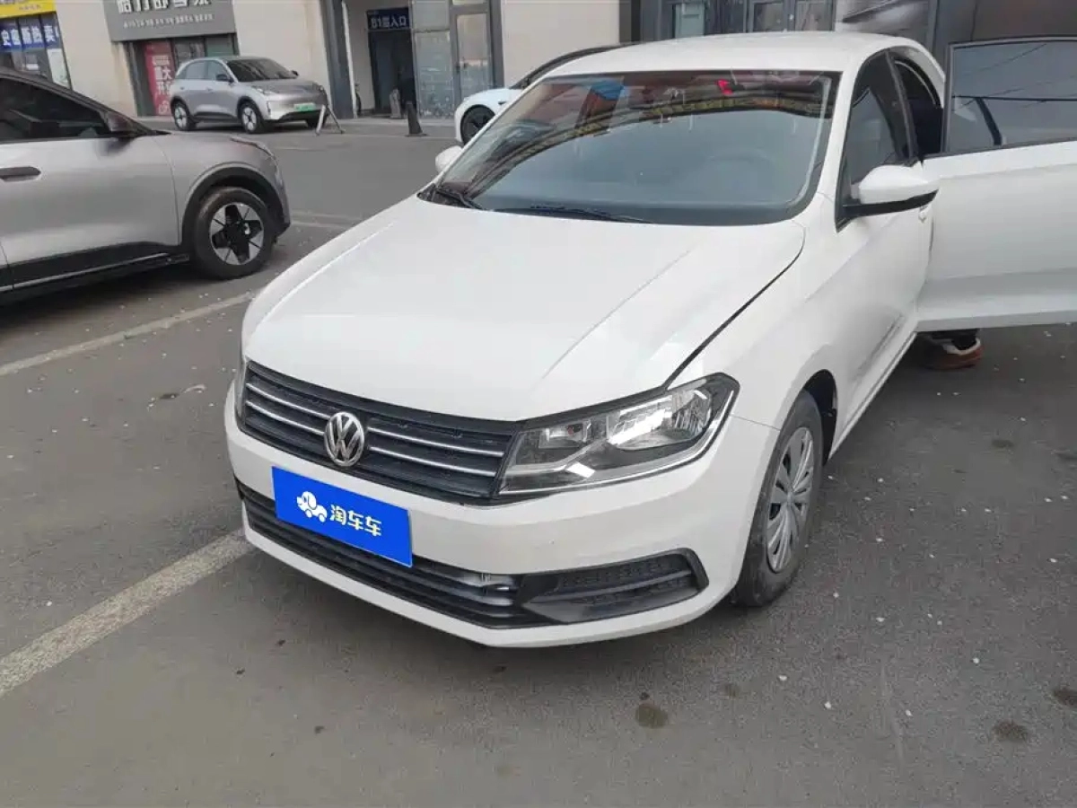 VOLKSWAGEN SANTANA  2021