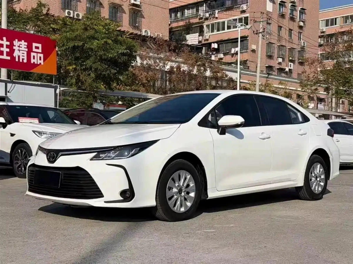 TOYOTA COROLLA  2024