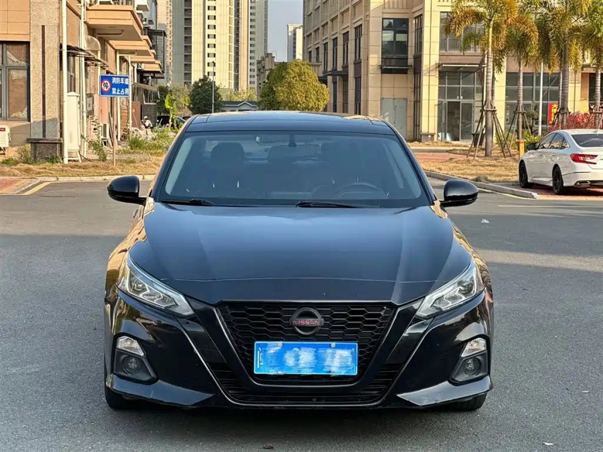 NISSAN TEANA