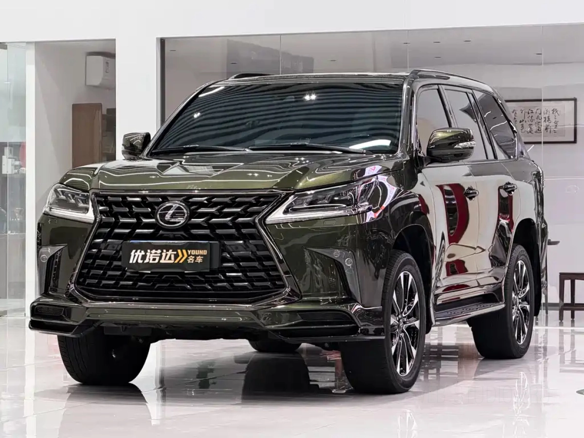 LEXUS LX  2025