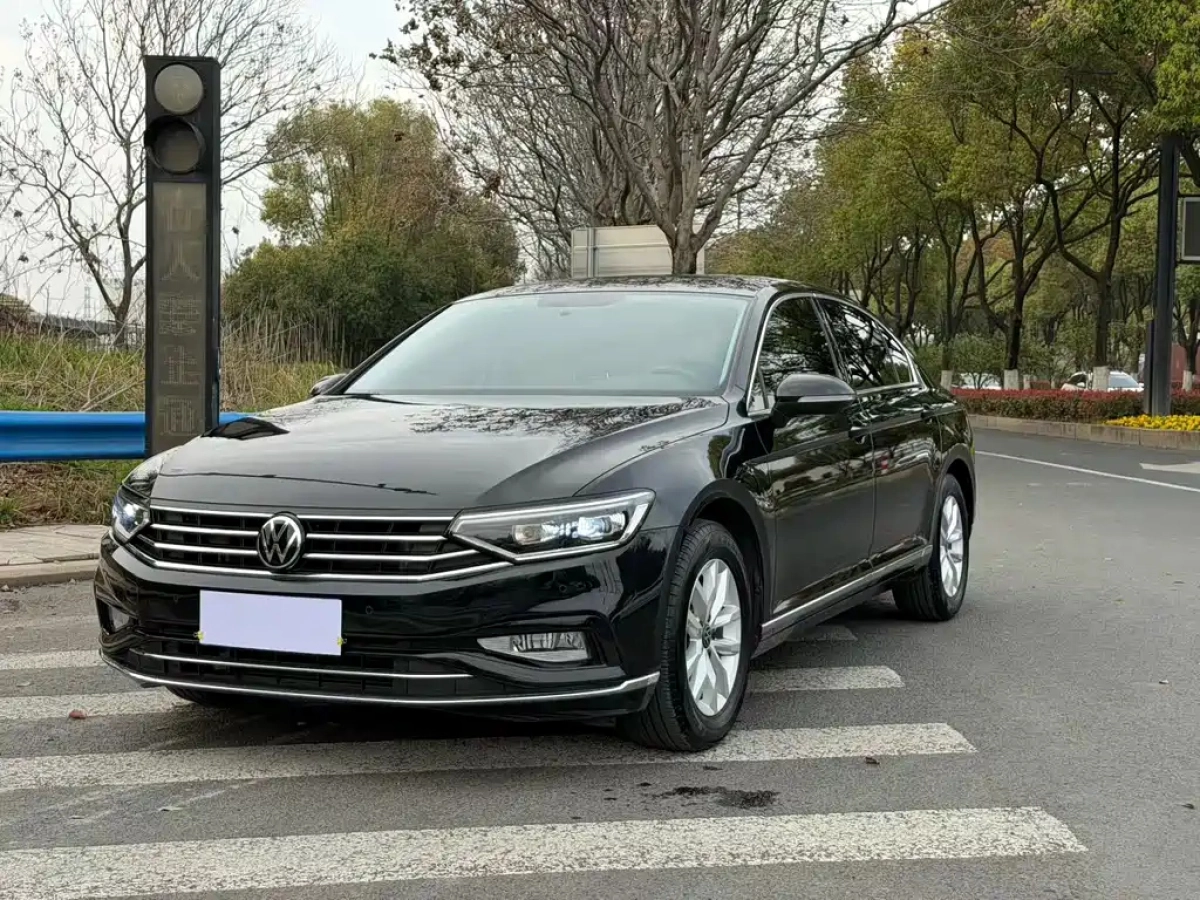 VOLKSWAGEN MAGOTAN  2022