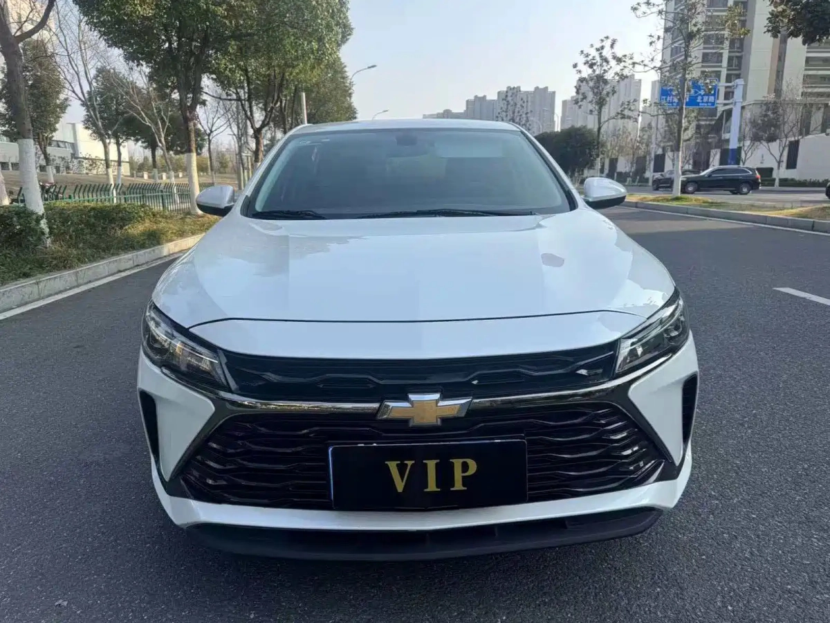 CHEVROLET CRUZE  2023