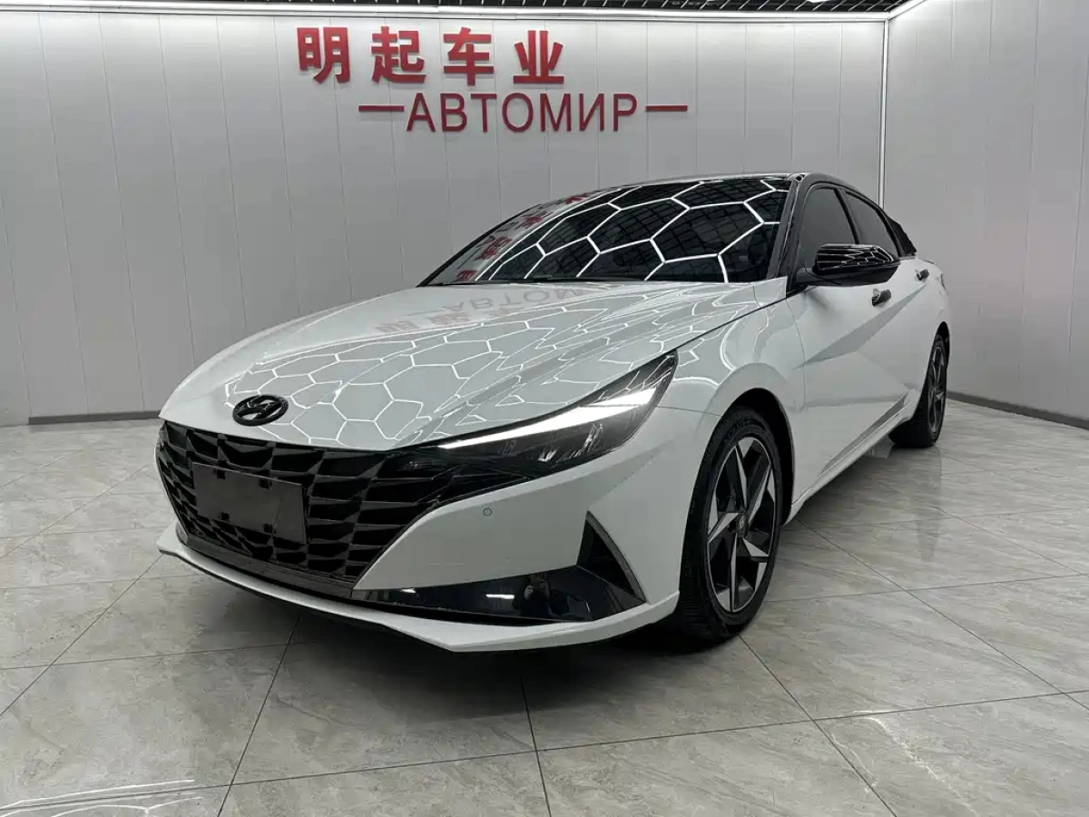 HYUNDAI ELANTRA  2023