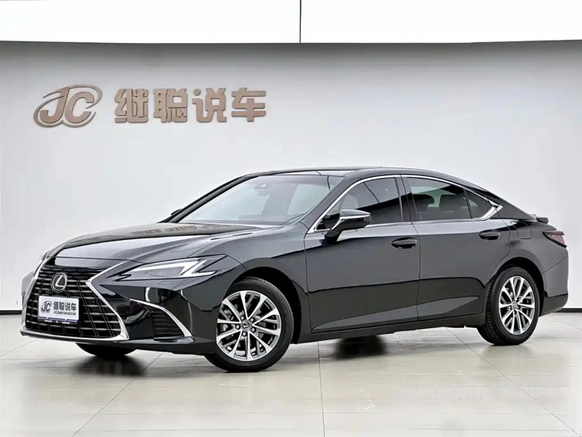 LEXUS ES  2025