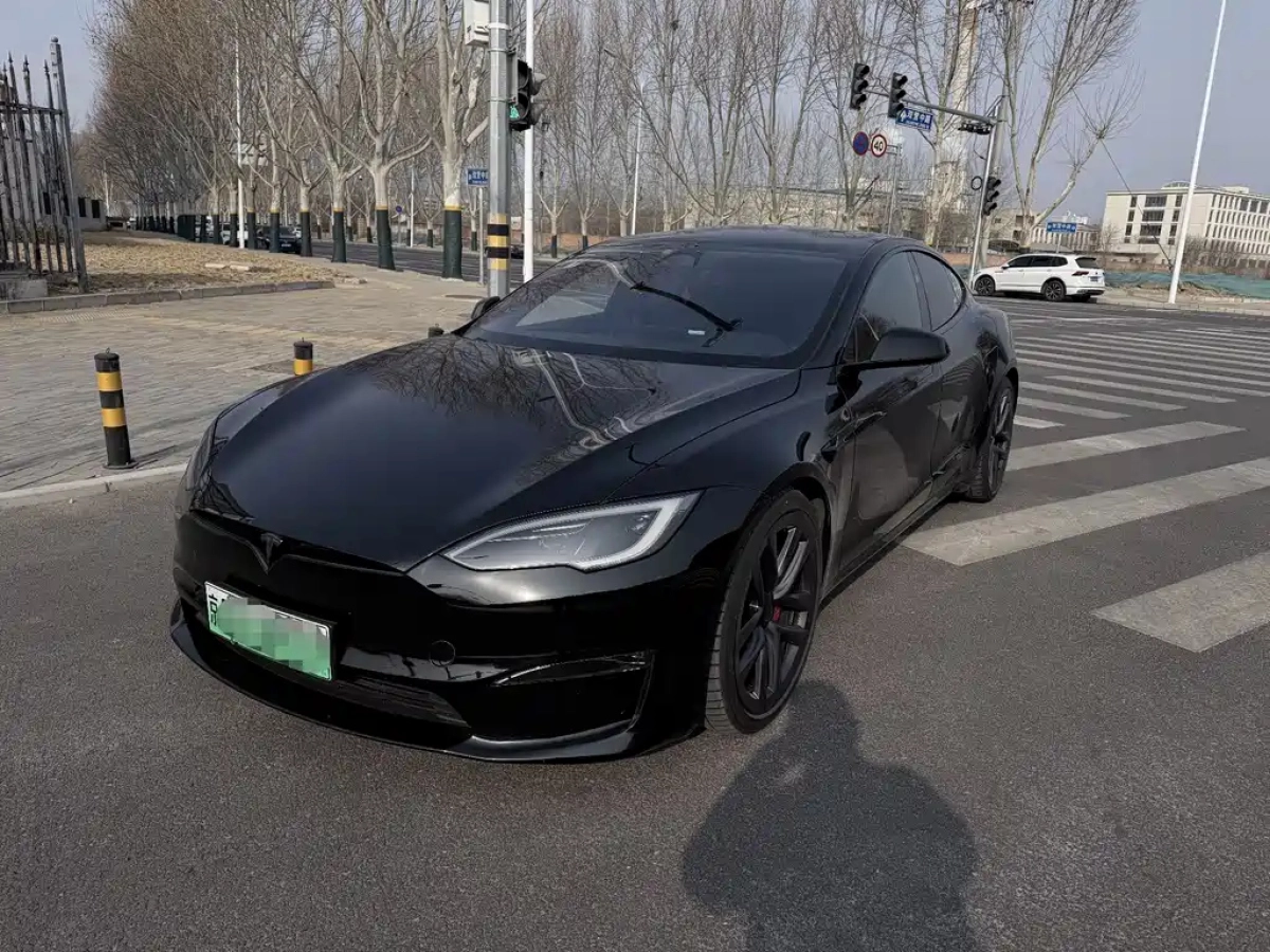 TESLA MODEL S