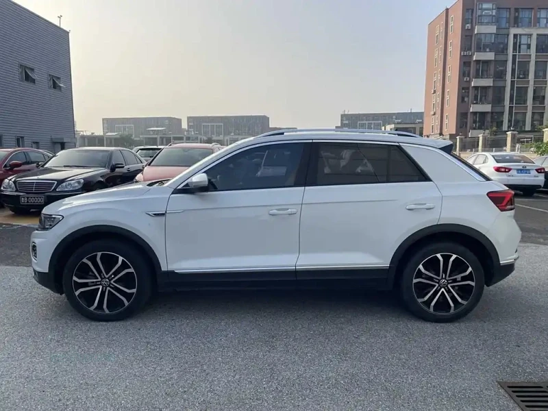 VOLKSWAGEN T-ROC TANGE