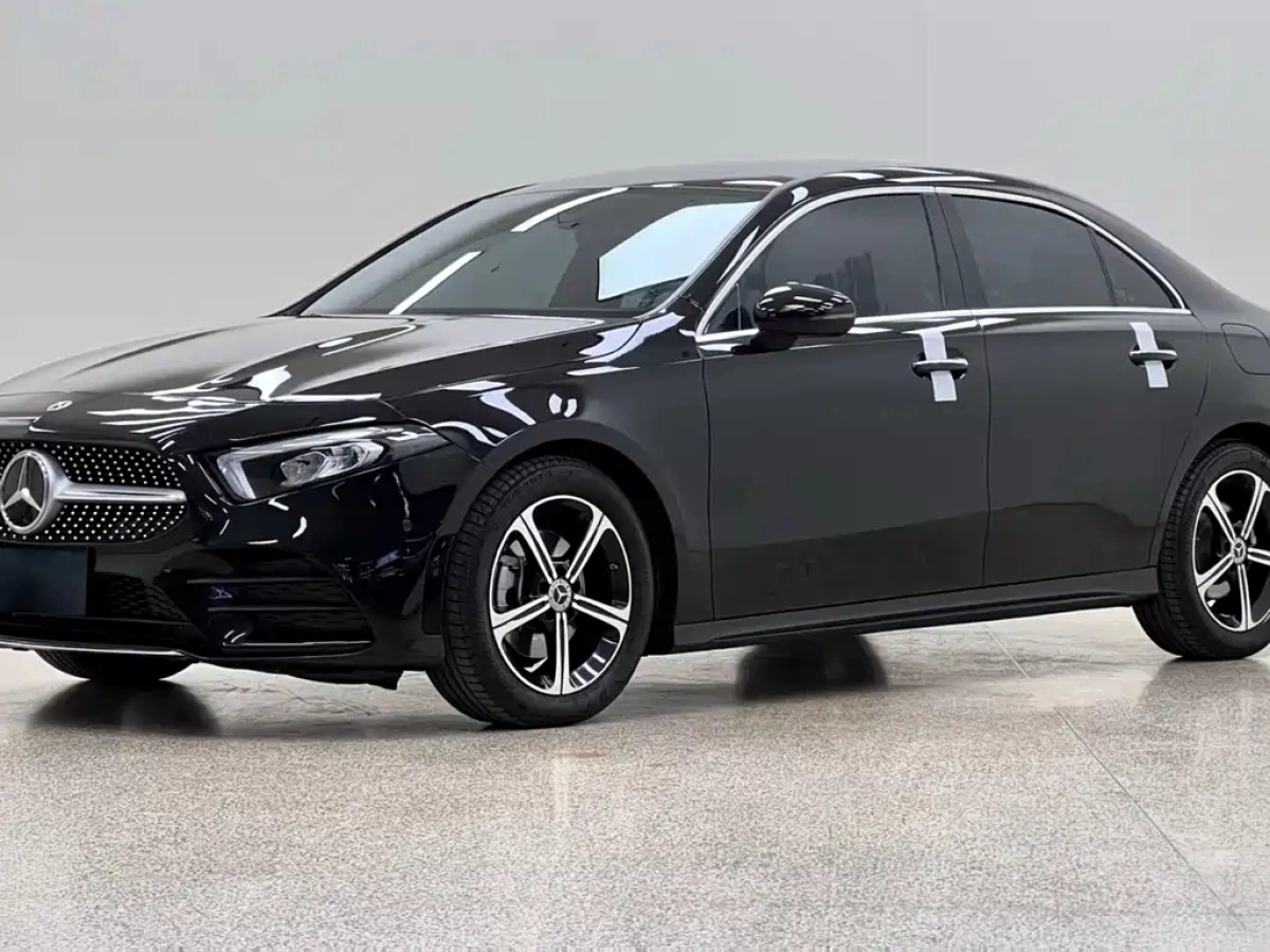 MERCEDES-BENZ A-CLASS  2023