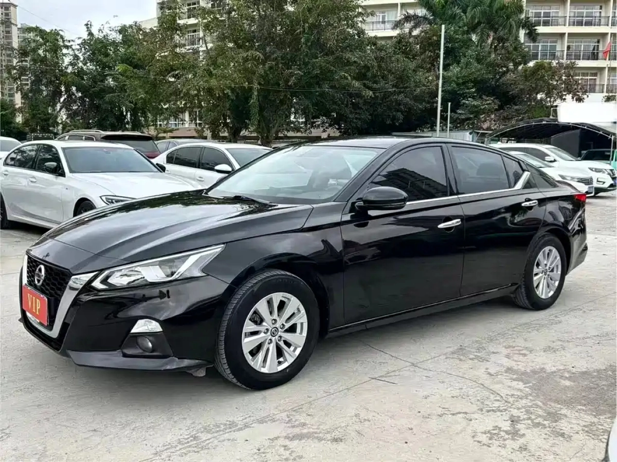 NISSAN TEANA  2022