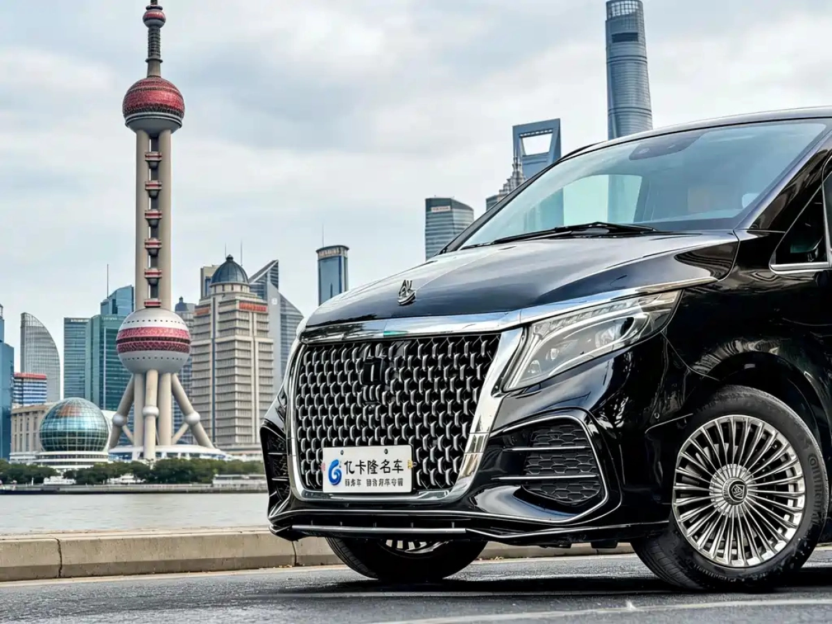 YASHENG AUTO V-CLASS