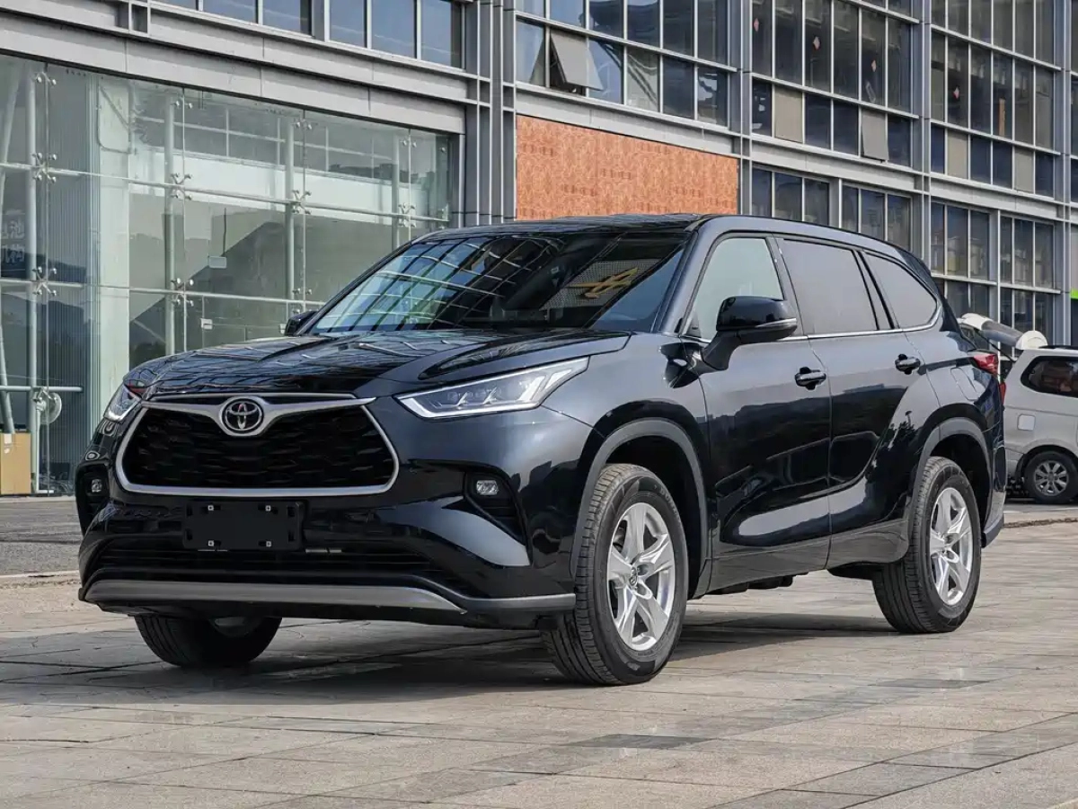 TOYOTA HIGHLANDER  2026